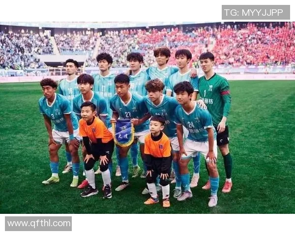 王府井足球明星闪耀赛场展现青春活力与拼搏精神